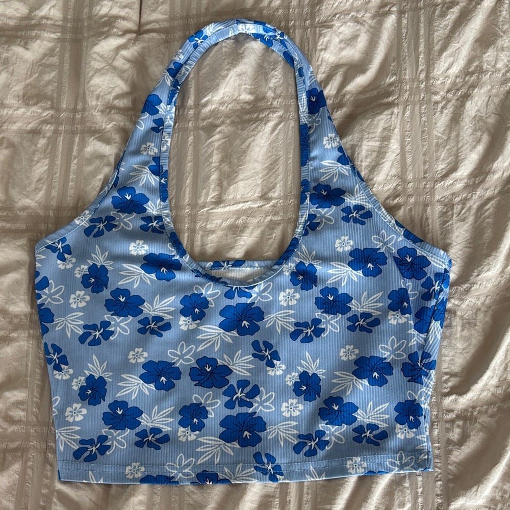 SHEIN Blue Floral Crop Top